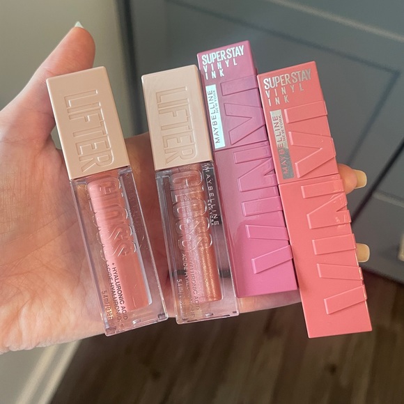 Maybelline Makeup 4 Maybelline Lip Gloss Set And Vinyl Lip Lifter